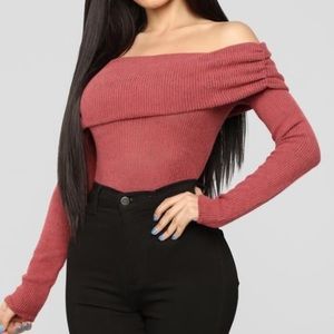 Fashion Nova 	
It's Time Bodysuit - Rust